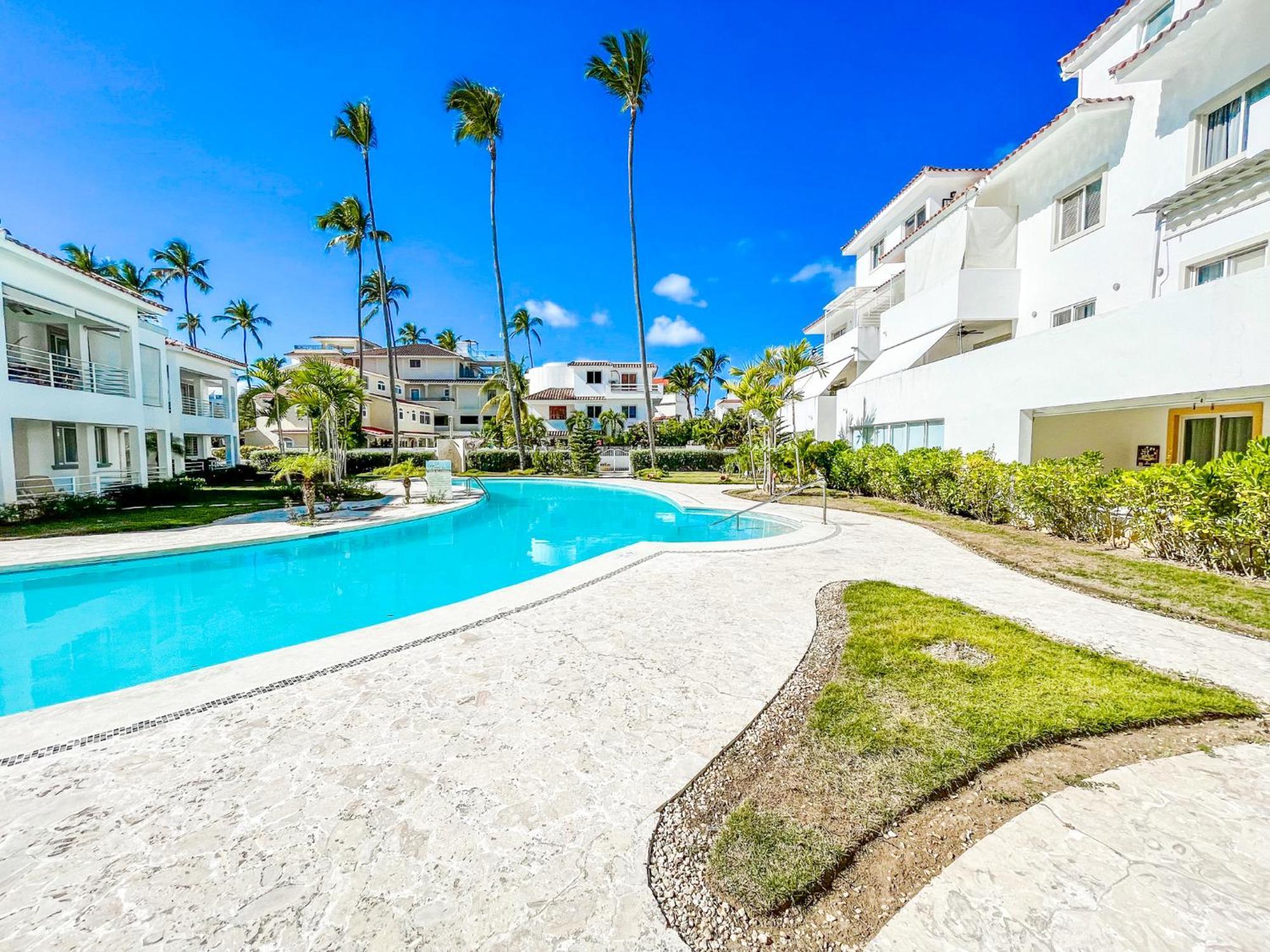 Sunny Seascape Villas & Aparts Hotel Wifi Bbq Los Corales Bavaro Beach Club & Spa Пунта-Кана Экстерьер фото